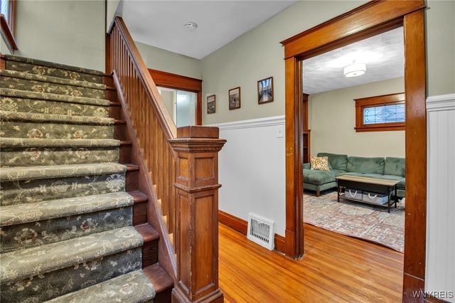 108 Burlington Avenue, Lancaster, NY 14043