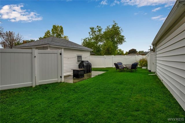 108 Burlington Avenue, Lancaster, NY 14043