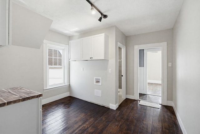 10 Hayes Avenue, Manchester, NH 03103