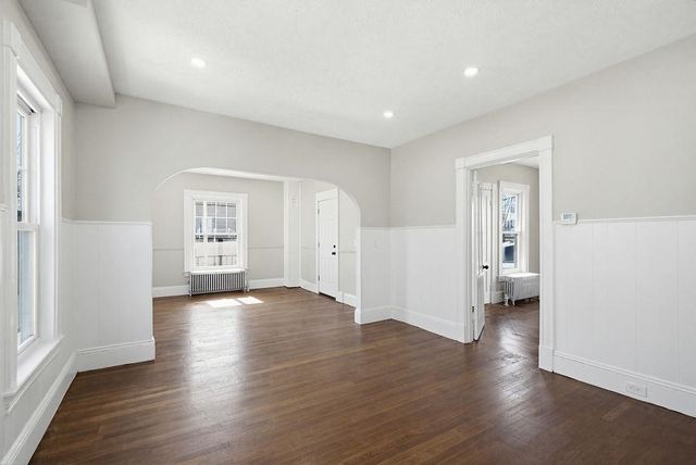 10 Hayes Avenue, Manchester, NH 03103