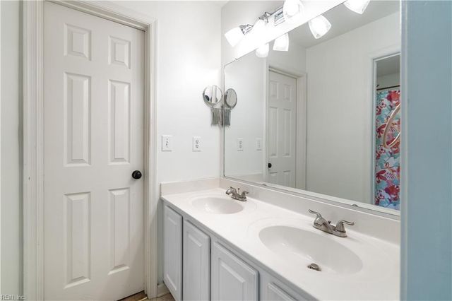 110 Pippin DR, Suffolk, VA 23434