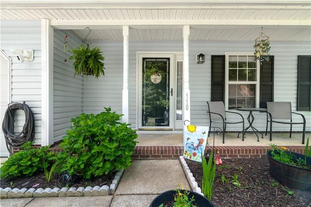 110 Pippin DR, Suffolk, VA 23434
