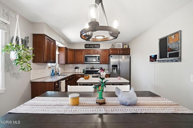 4355 Carney Drive, Maumee, OH 43537
