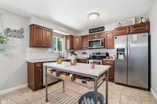 4355 Carney Drive, Maumee, OH 43537