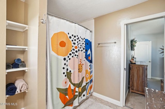 4355 Carney Drive, Maumee, OH 43537