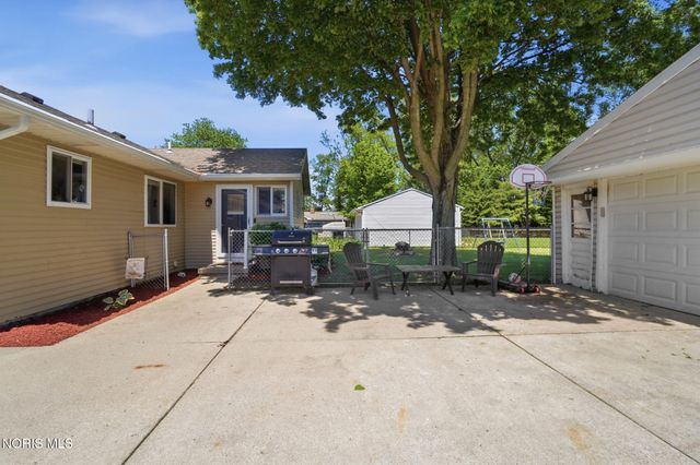 4355 Carney Drive, Maumee, OH 43537
