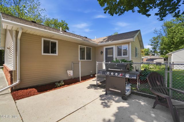 4355 Carney Drive, Maumee, OH 43537