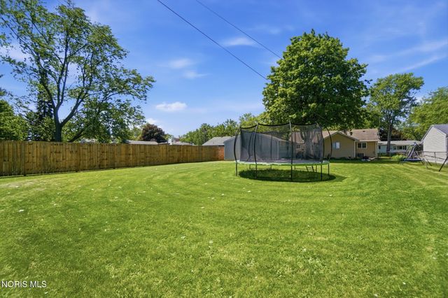 4355 Carney Drive, Maumee, OH 43537