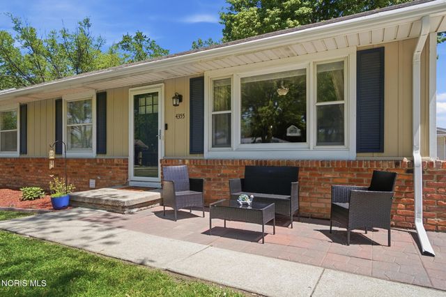 4355 Carney Drive, Maumee, OH 43537