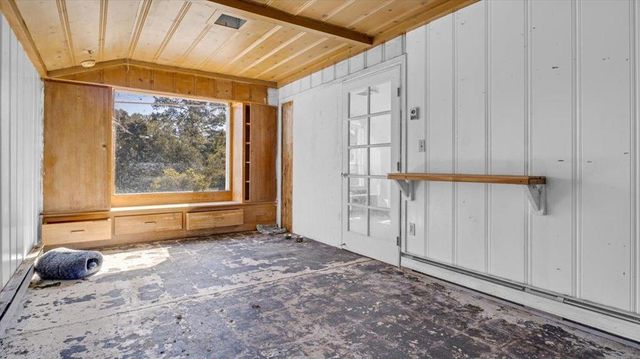 379 Corral de Tierra Road, Salinas, CA 93908