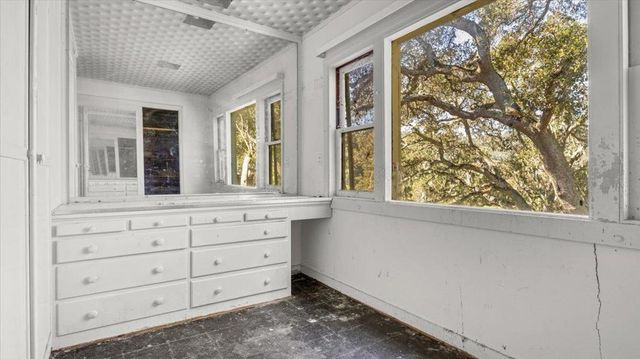 379 Corral de Tierra Road, Salinas, CA 93908