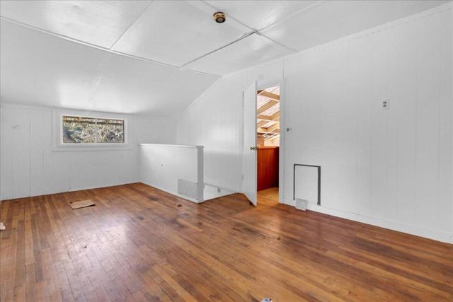 379 Corral de Tierra Road, Salinas, CA 93908