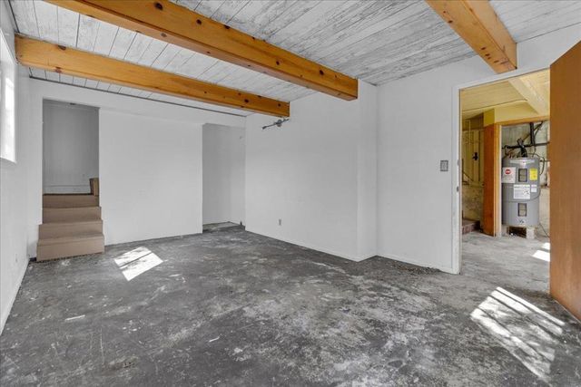 379 Corral de Tierra Road, Salinas, CA 93908