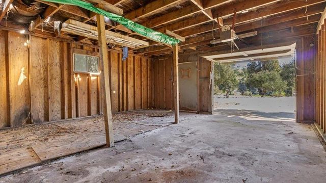 379 Corral de Tierra Road, Salinas, CA 93908