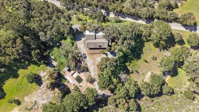 379 Corral de Tierra Road, Salinas, CA 93908