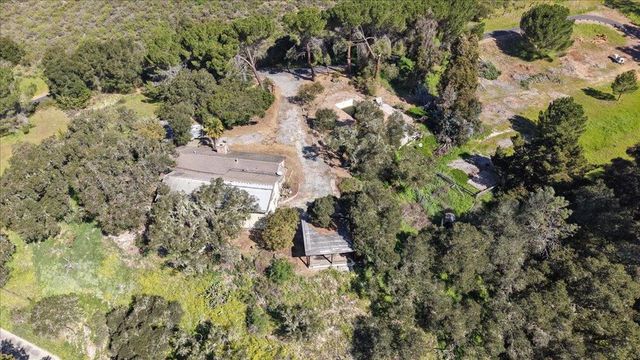 379 Corral de Tierra Road, Salinas, CA 93908