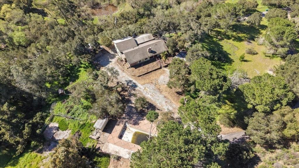 379 Corral de Tierra Road, Salinas, CA 93908