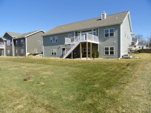 6677 Royal View Dr, Deforest, WI 53532