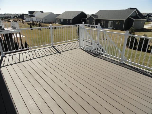 6677 Royal View Dr, Deforest, WI 53532