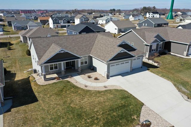 6677 Royal View Dr, Deforest, WI 53532