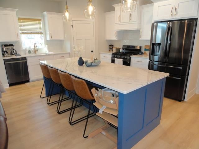 6677 Royal View Dr, Deforest, WI 53532