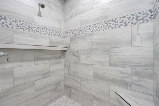 6677 Royal View Dr, Deforest, WI 53532