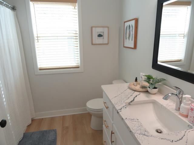 6677 Royal View Dr, Deforest, WI 53532