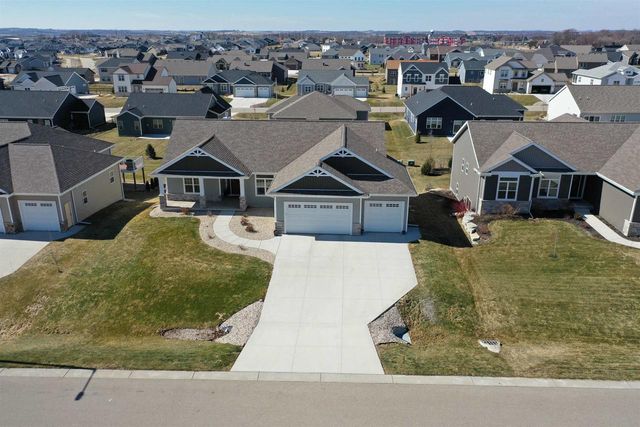 6677 Royal View Dr, Deforest, WI 53532