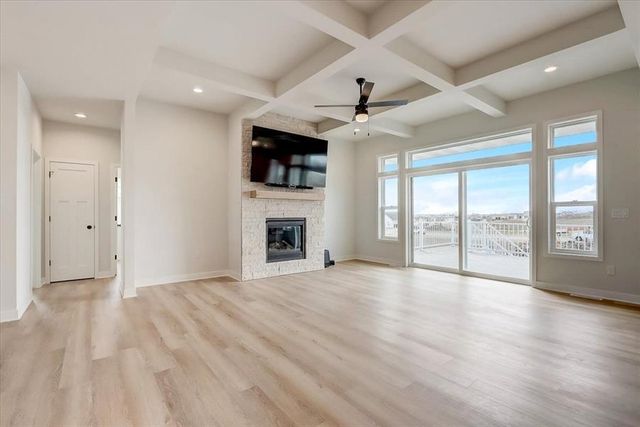 6677 Royal View Dr, Deforest, WI 53532