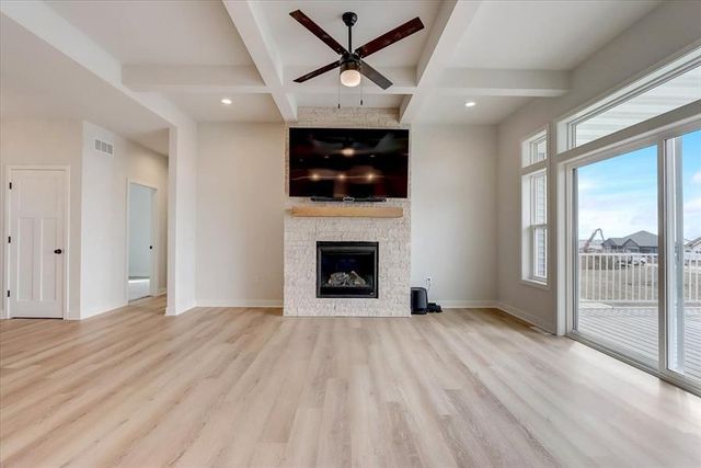 6677 Royal View Dr, Deforest, WI 53532