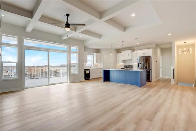 6677 Royal View Dr, Deforest, WI 53532