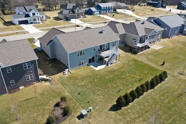 6677 Royal View Dr, Deforest, WI 53532