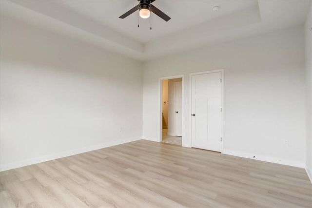 6677 Royal View Dr, Deforest, WI 53532