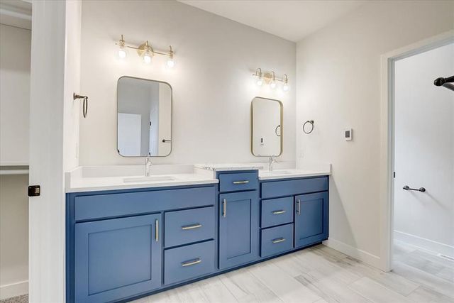 6677 Royal View Dr, Deforest, WI 53532