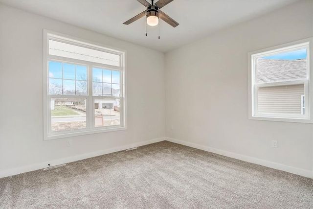 6677 Royal View Dr, Deforest, WI 53532