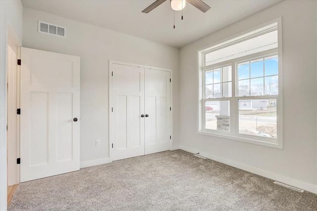 6677 Royal View Dr, Deforest, WI 53532