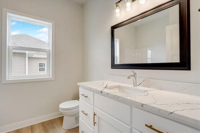 6677 Royal View Dr, Deforest, WI 53532