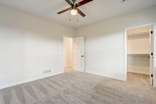 6677 Royal View Dr, Deforest, WI 53532