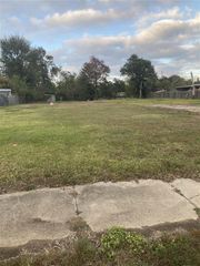 1017 Mill Street, Lake Charles, LA 70601