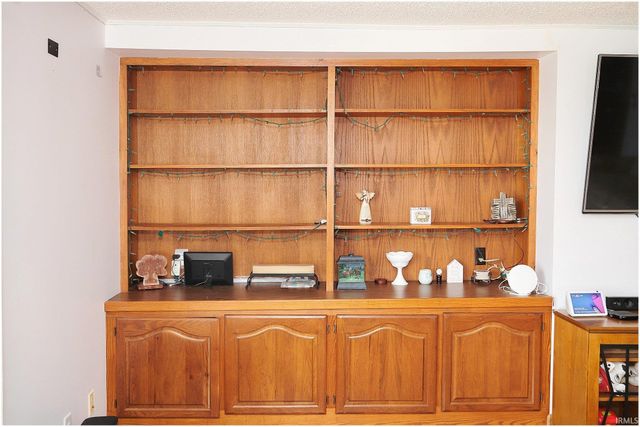 8508 S State Road 116, Geneva, IN 46740