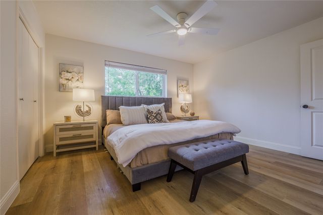 228 Arcadia Street, Hurst, TX 76053