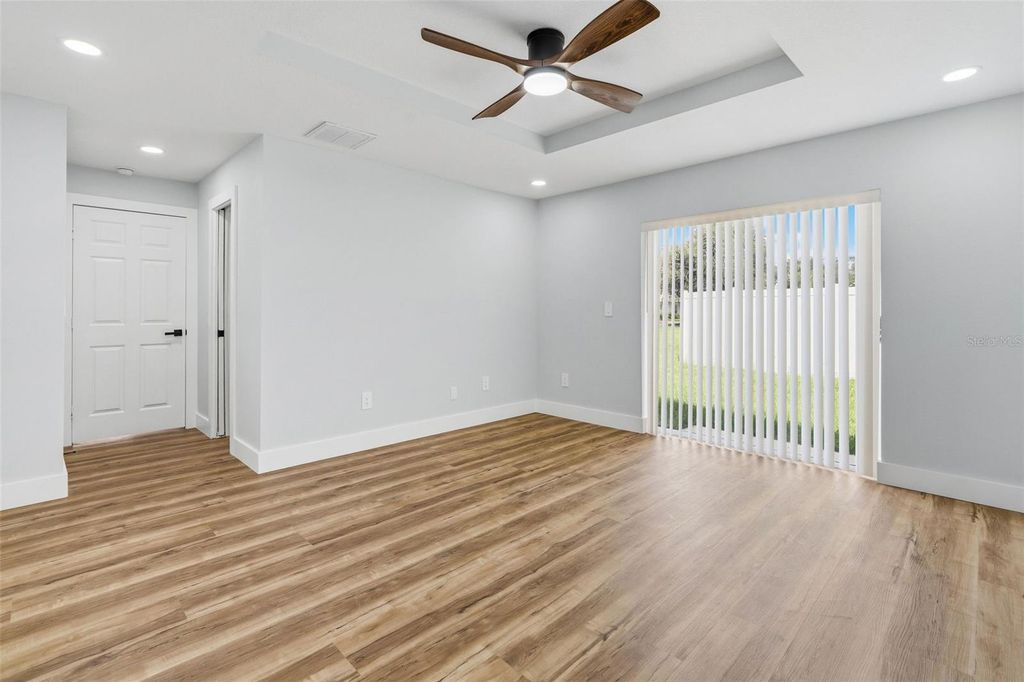 Image 26 of property listing at 4115 W BAY TO BAY BOULEVARD, Tampa, FL 33629