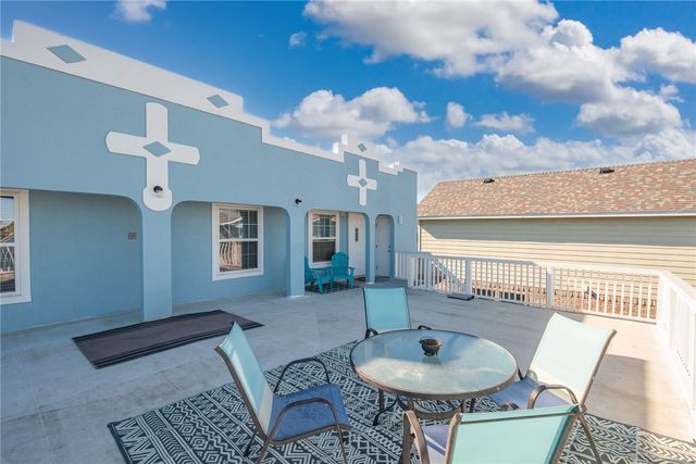 13965 Ports O Call Dr D, Corpus Christi, TX 78418