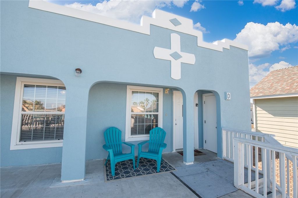 13965 Ports O Call Dr D, Corpus Christi, TX 78418 — photo 3