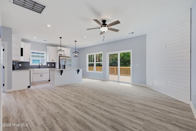 775 Marsh Rose Path NW, Calabash, NC 28467