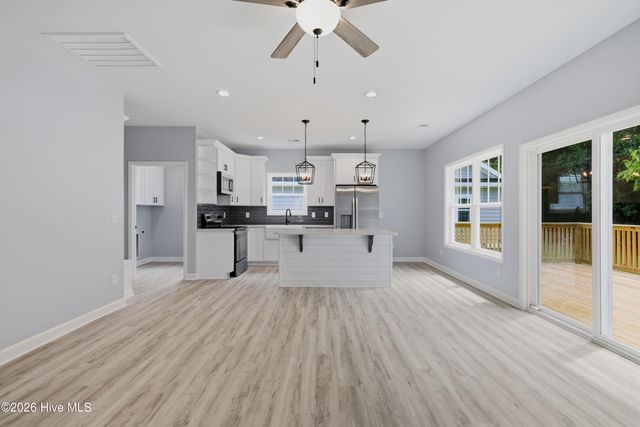775 Marsh Rose Path NW, Calabash, NC 28467