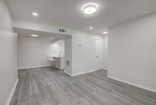 8201 Richmond Avenue 10, Houston, TX 77063