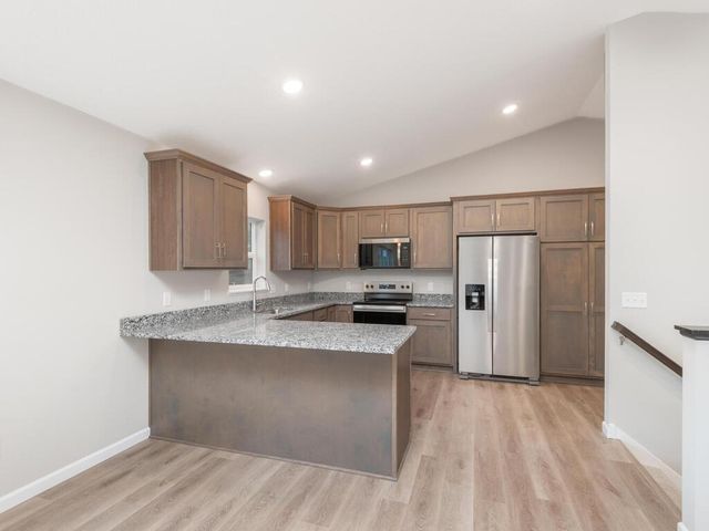 919 Harvest Drive SW, Lonsdale, MN 55046