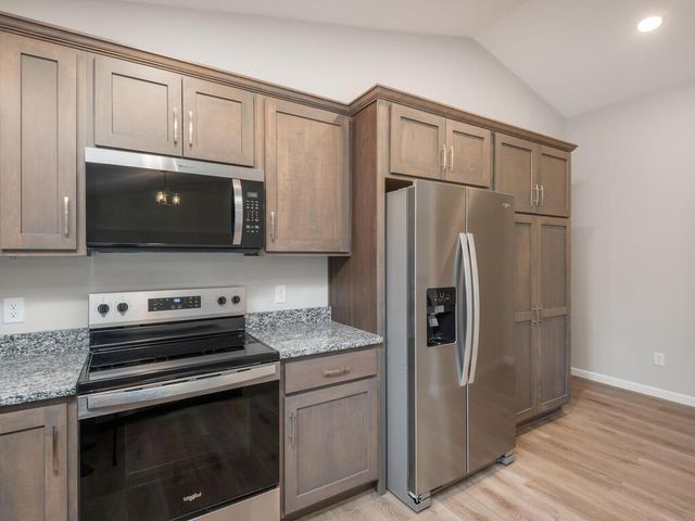 919 Harvest Drive SW, Lonsdale, MN 55046