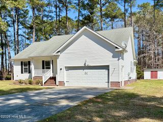 405 Pineview Drive, Elizabeth City, NC 27909